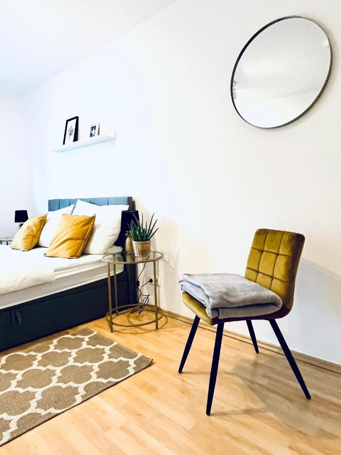 Modernes 3 Zimmer Apartment - Luise- Mit Wlan, Balkon Und Smart-Tv In City-Nahe! Érfurt Exterior foto