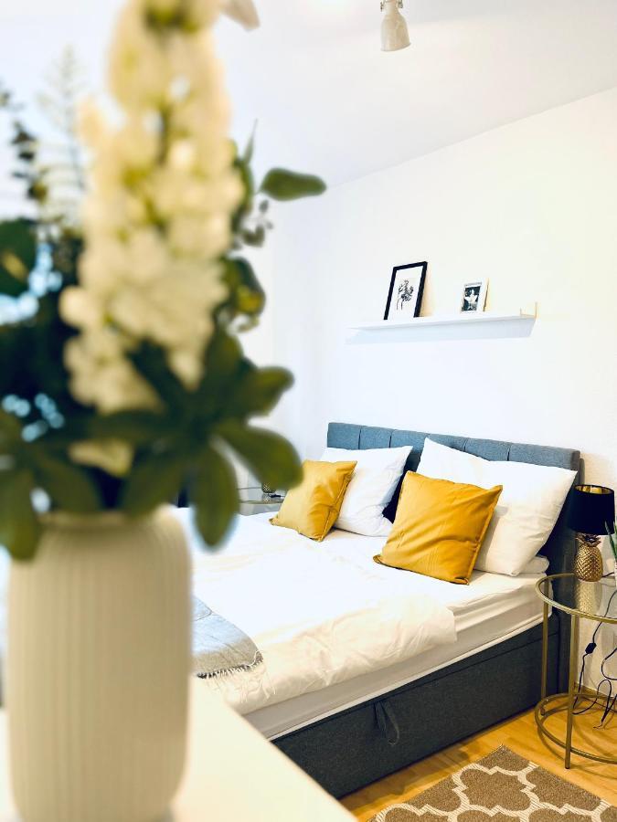 Modernes 3 Zimmer Apartment - Luise- Mit Wlan, Balkon Und Smart-Tv In City-Nahe! Érfurt Exterior foto